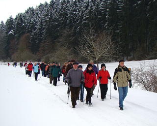 Winterwanderung des Heimatvereins führte durch eine traumhafte Märchenwelt