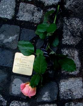 Stolperstein verlegt